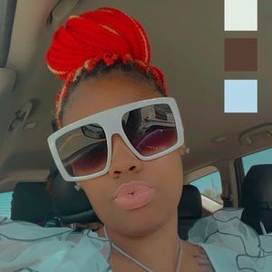 Meet your Posher, Tiesha